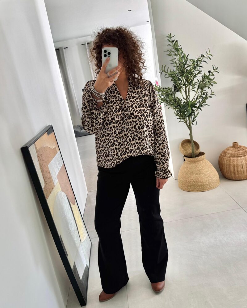 Blouse léopard beige – Image 2